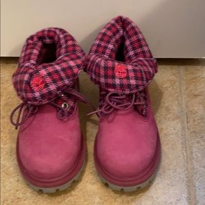 Kids pink timberland boots
